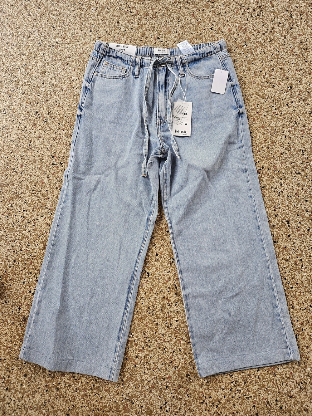 New W Tags Kensie The High Rise Wide Leg Classic Light Blue Jeans 4/27